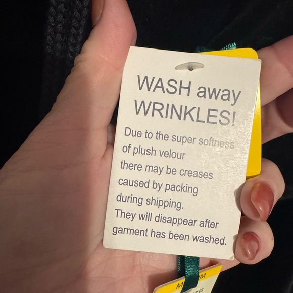 NWT GreenTea Midnight Black Velour Hoodie  MEDIUM   #7 - Picture 11 of 12